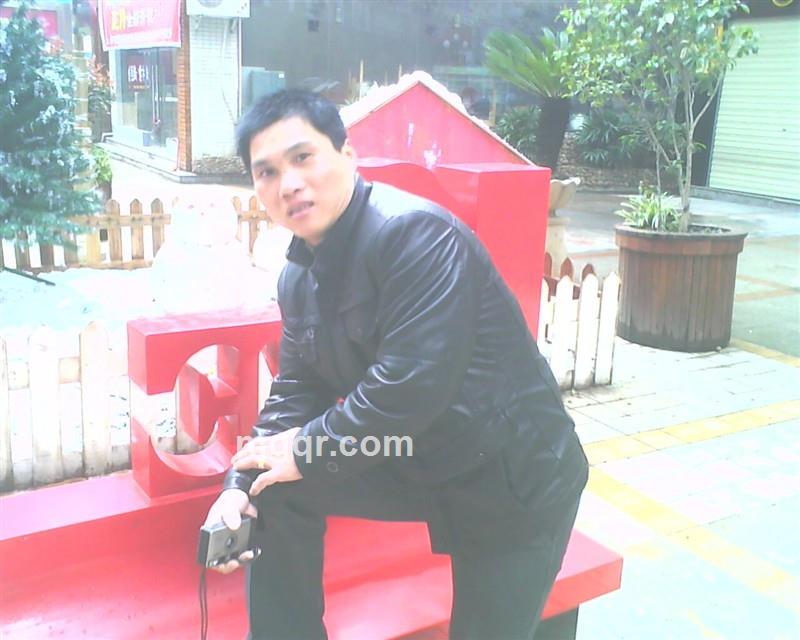 菠萝吹血72的头像