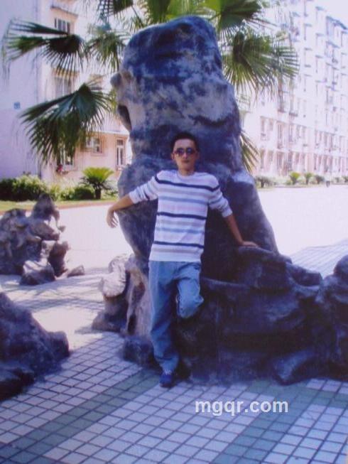 墙外拾红杏的头像