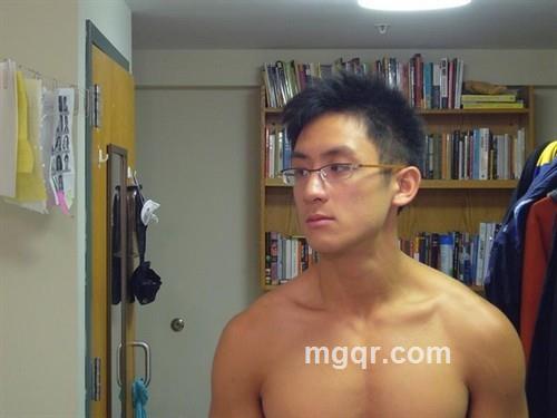 斯文帅哥的头像