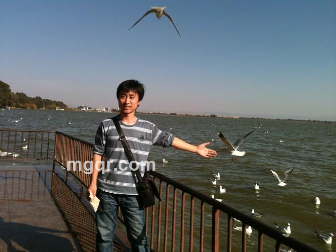 一个人的白天黑夜的头像