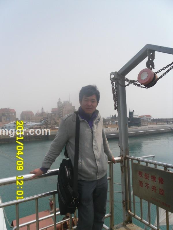 偶习惯隐身的头像