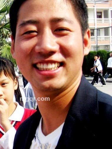 风中泪痕的头像