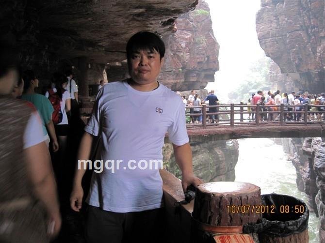 生活物质适用男411的头像