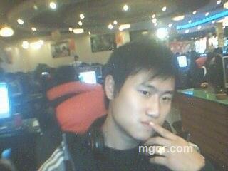 ai抚成熟男的头像