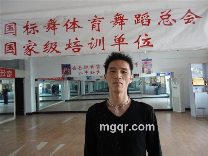 诚实憨厚的头像