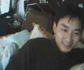 穿梭风雨中的头像