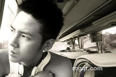 厚德而载物的头像