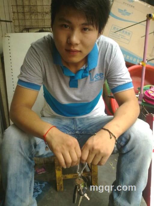 Zoey潮流＼的头像