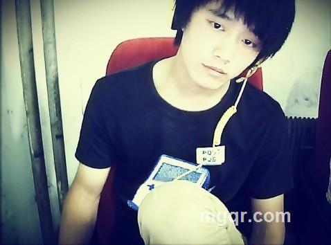 |.-〈继续×‵--颓废的头像