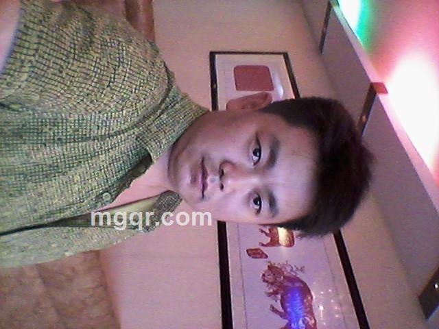 星空下的夜色的头像