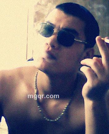  活出个样来给自己看 的头像