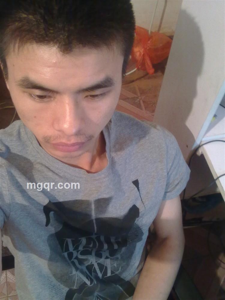 寂 寞 难耐的头像