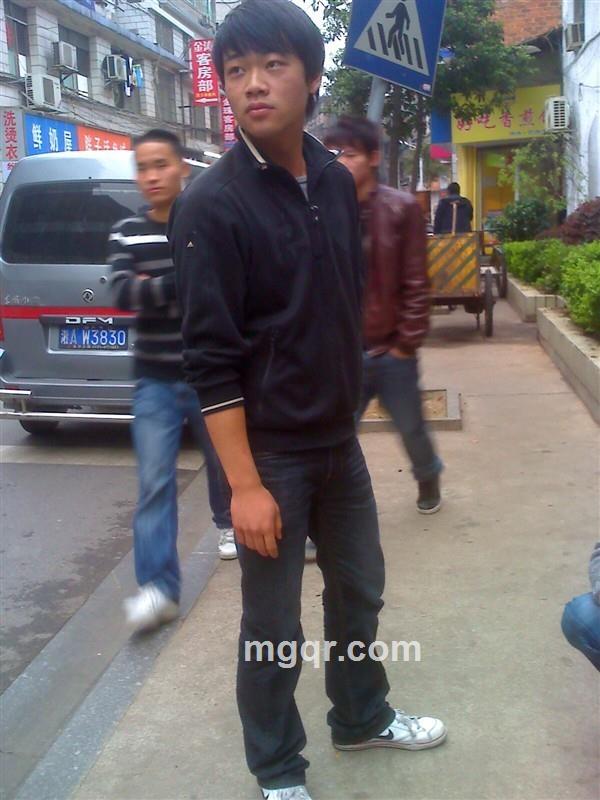  心有猛虎 细嗅蔷薇的头像