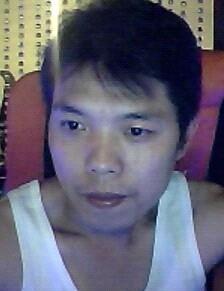 捕鱼的男孩的头像