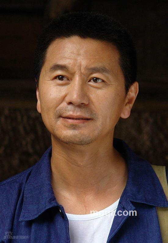 龙年新郎的头像
