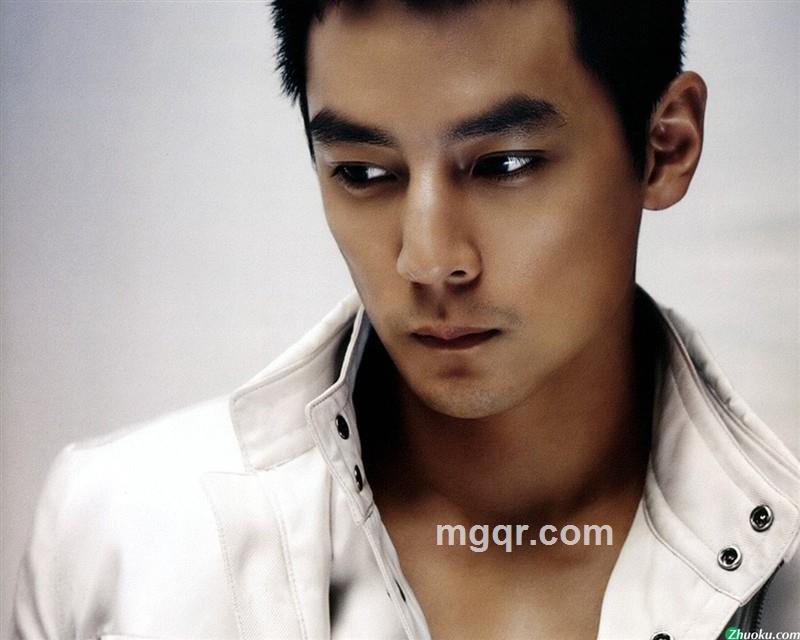 自由自在的飞的头像