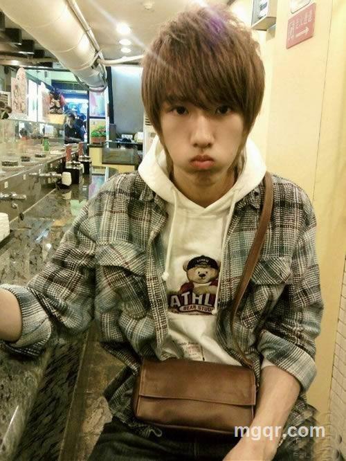 依依零一三零琪琪久腰的头像