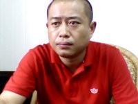 藏匿尘埃的头像