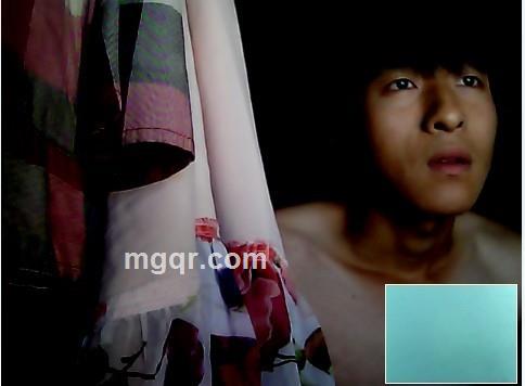 ら 一吻天荒、的头像