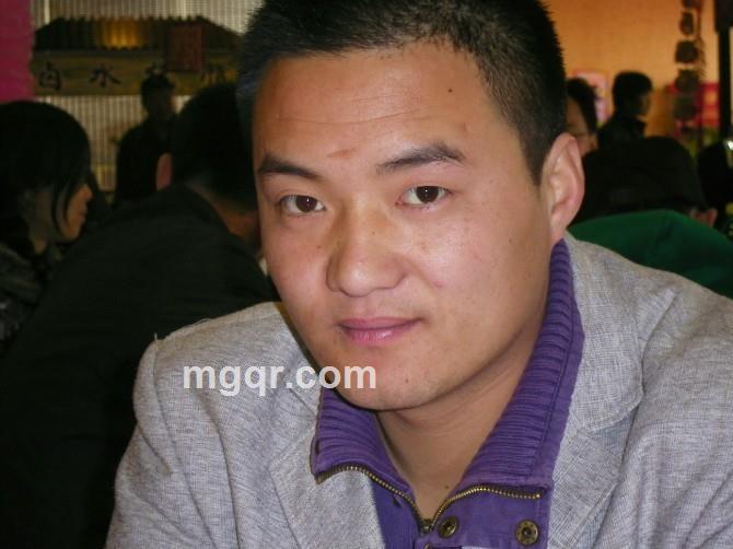 企鹅--狼狼的头像