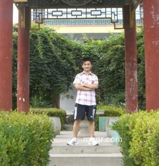 勃大径深的头像