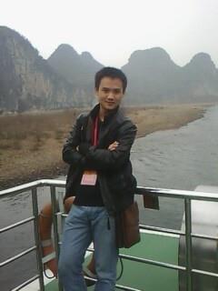 含羞的小黑的头像