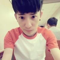  陪我哼完这首歌。的头像