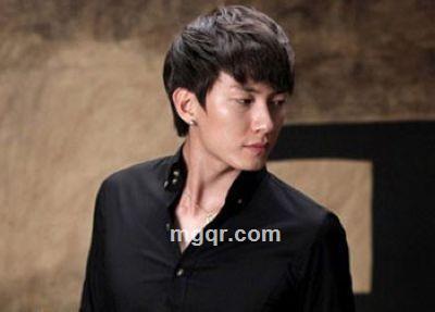 小伙，稳住架的头像