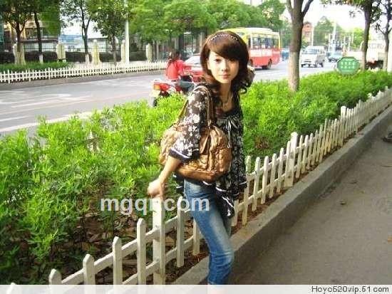 三分纯情、七分性感的头像