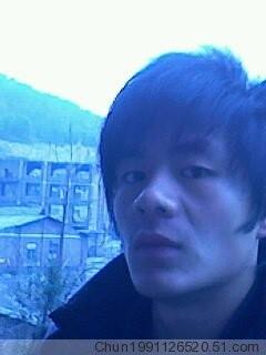 男人活出你的高的头像