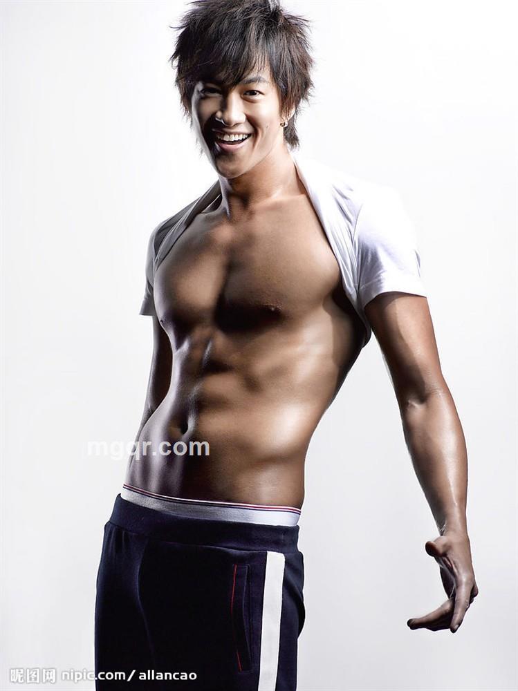 找个情侣来做*的头像