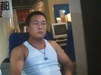 亲亲亲三下的头像