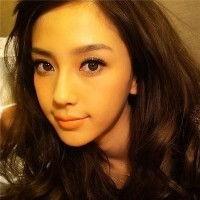 满天星照着孤独的头像