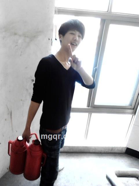 色男啊啊的头像