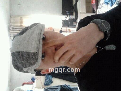 ╰___空心的头像