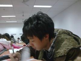 一日就是一天的头像