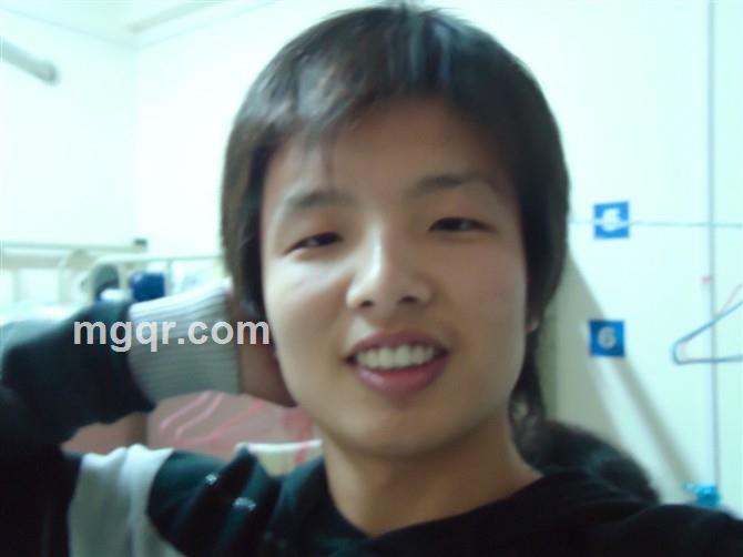 似曾相识 ╮的头像