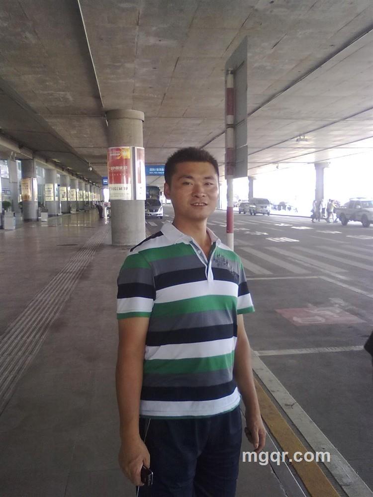 平凡的大哥哥的头像