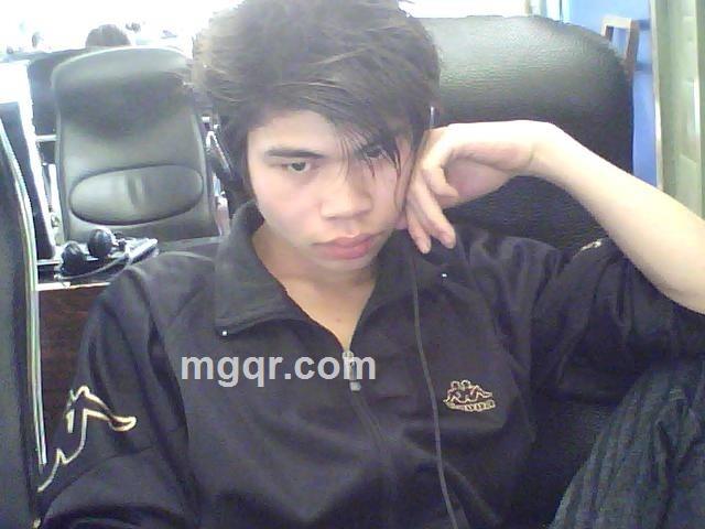 精力旺盛的年轻人的头像