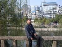 比比他的头像