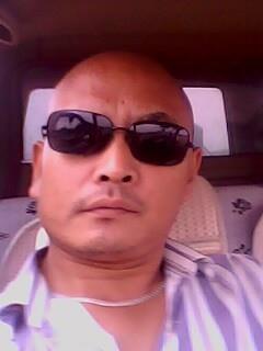 夜 谁来陪的头像