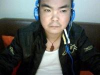 寂寞渴望女人爱的头像