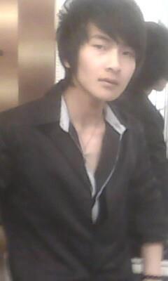 被魔称为神的男人的头像