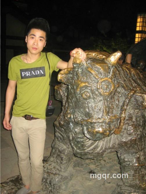 内夜疯狂的头像