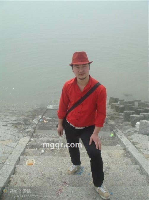 色彩之父的头像