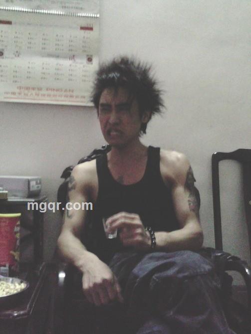 拉风的小伙子的头像