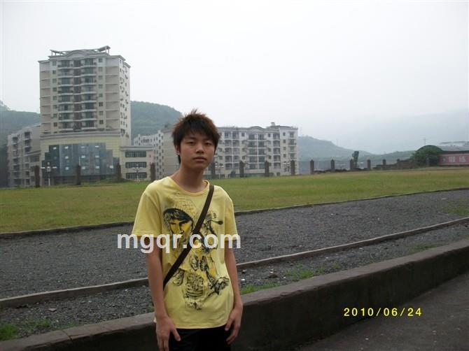 我来不及爱你的头像