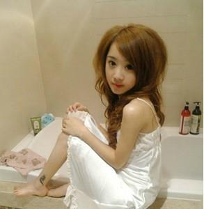 魑魅,帅哥来一个吧!的头像