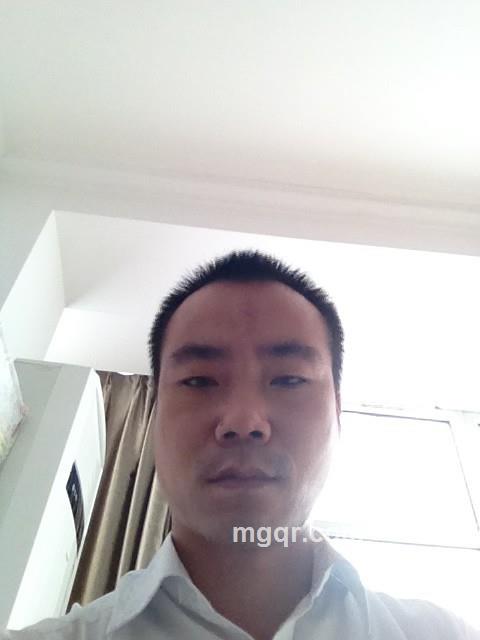 等你的单身男人的头像