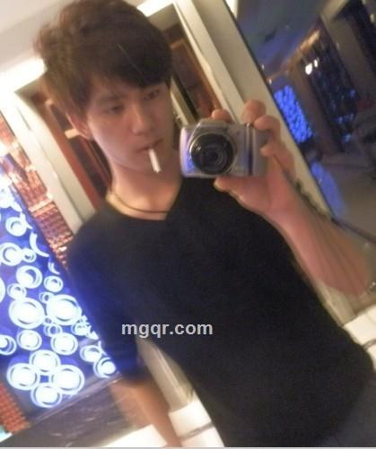 畜生放开她让我先上的头像